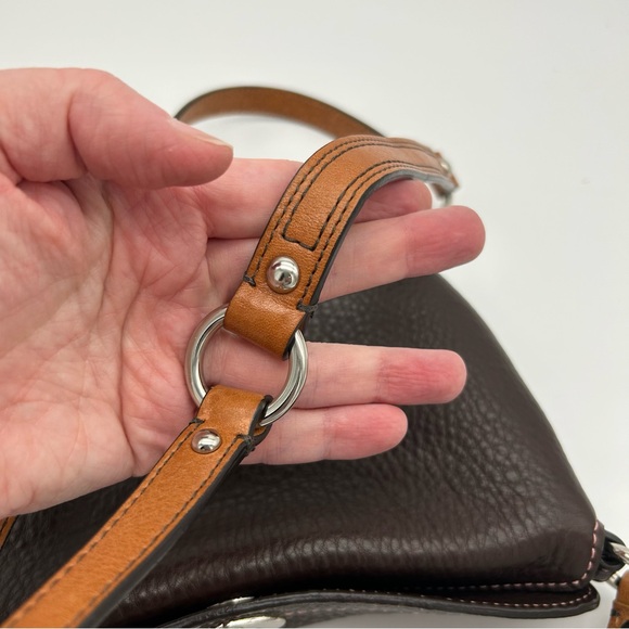 COACH Y2K 2005 Chelsea Pebbled Leather Turnlock Crossbody Purse Style# 8A43 - Picture 7 of 10